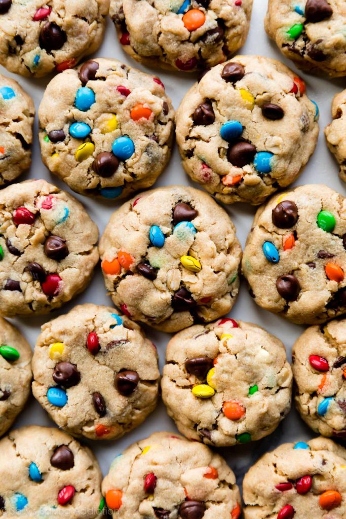 Cookies chocolat noisettes multicolores au M&Ms